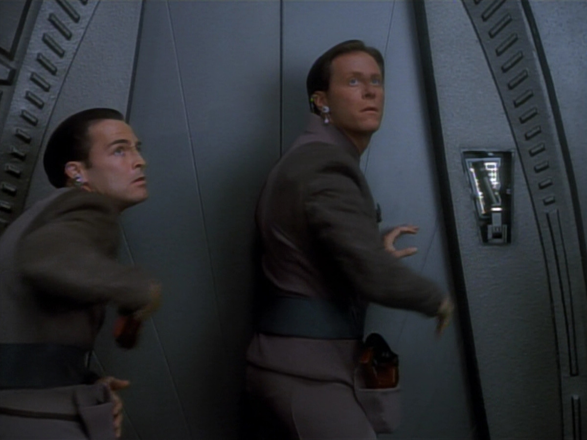 extant_StarTrekDS9_2x03-TheSiege_02650.jpg