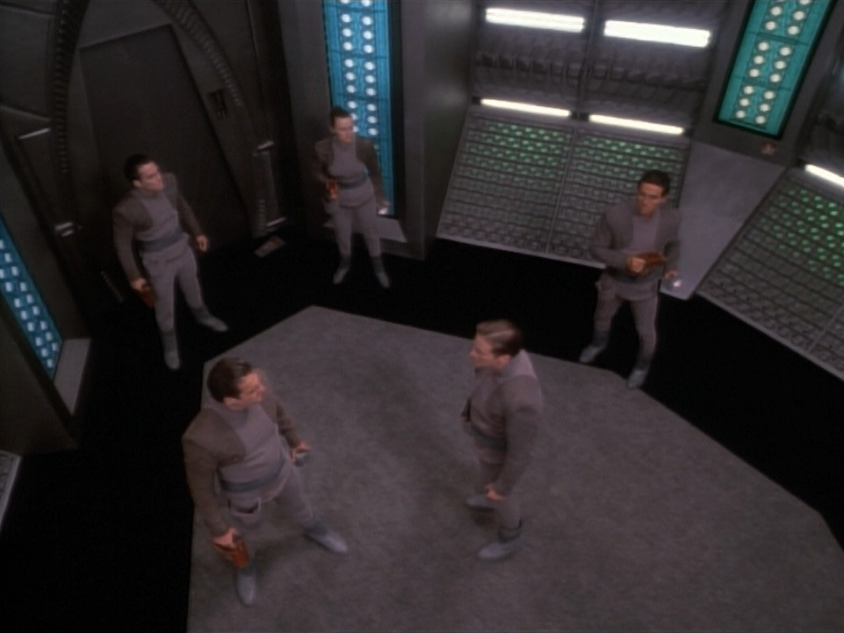 extant_StarTrekDS9_2x03-TheSiege_02699.jpg