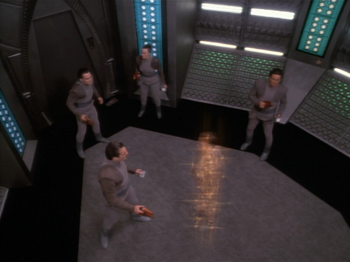 extant_StarTrekDS9_2x03-TheSiege_02703.jpg
