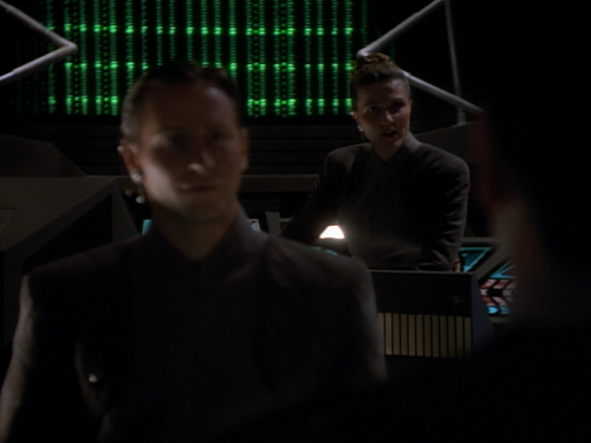 extant_StarTrekDS9_2x03-TheSiege_02751.jpg