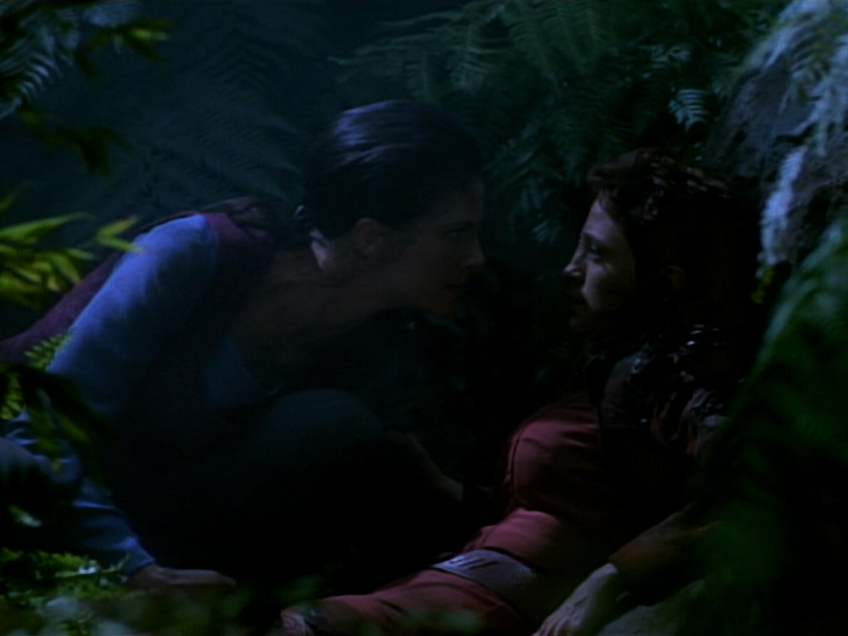 extant_StarTrekDS9_2x03-TheSiege_02827.jpg