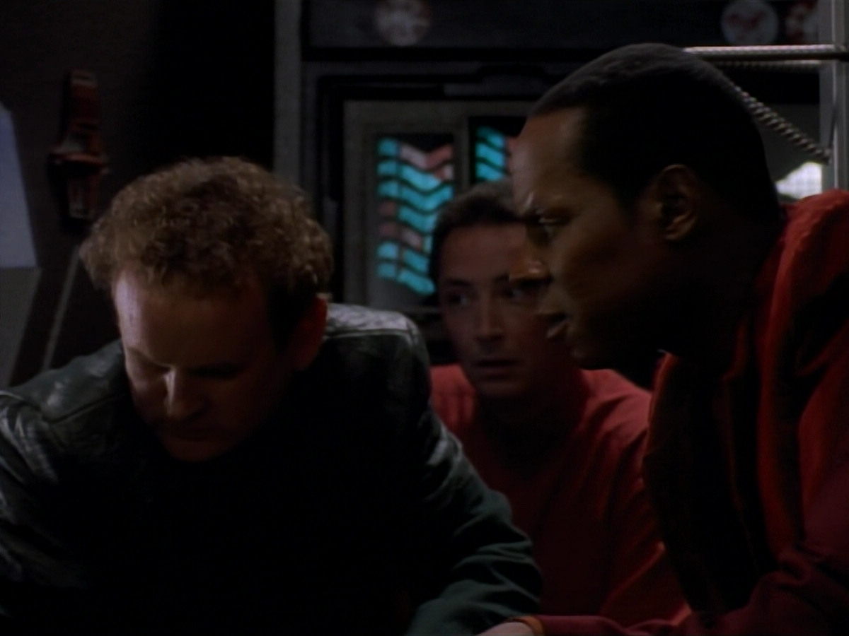 extant_StarTrekDS9_2x03-TheSiege_02879.jpg