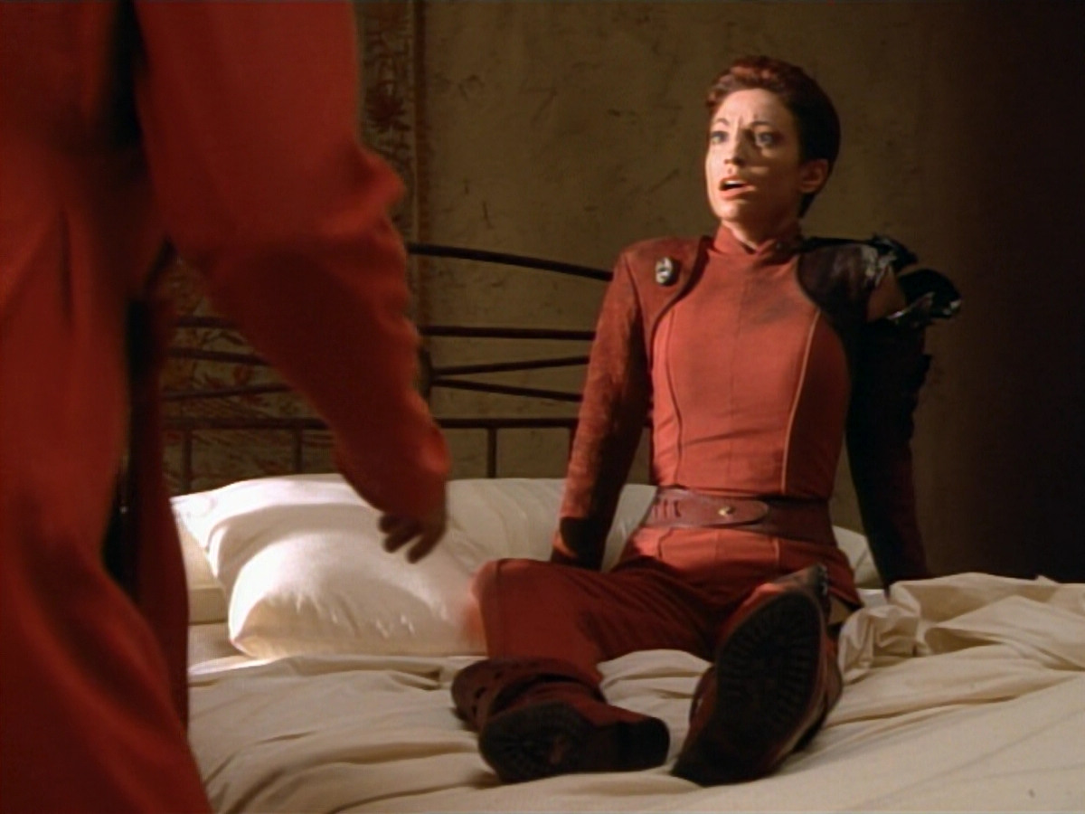 extant_StarTrekDS9_2x03-TheSiege_02999.jpg