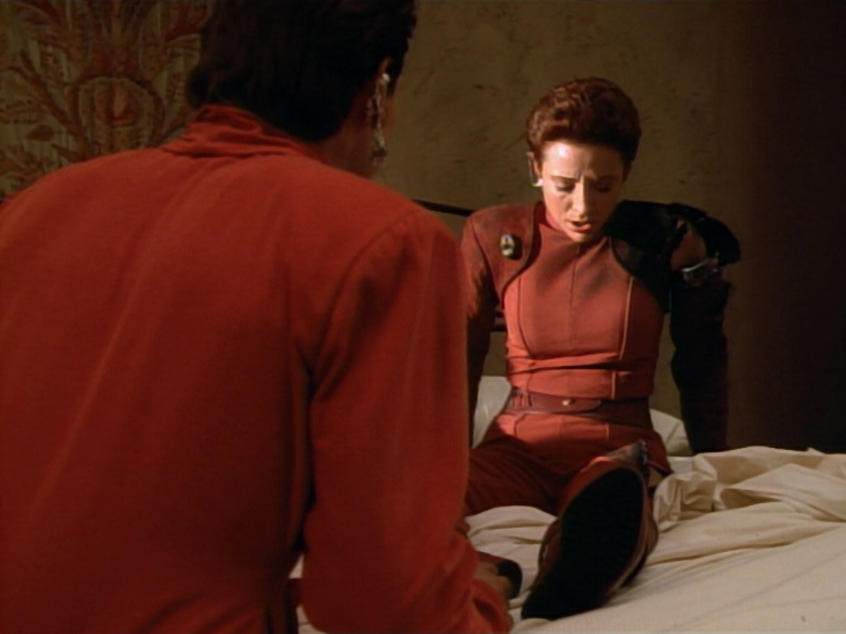 extant_StarTrekDS9_2x03-TheSiege_03008.jpg