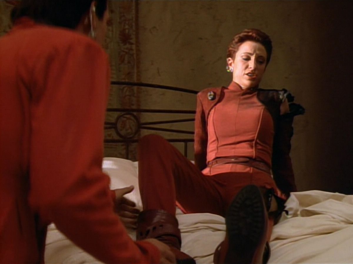 extant_StarTrekDS9_2x03-TheSiege_03023.jpg