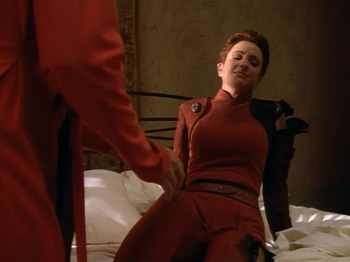 extant_StarTrekDS9_2x03-TheSiege_03025.jpg