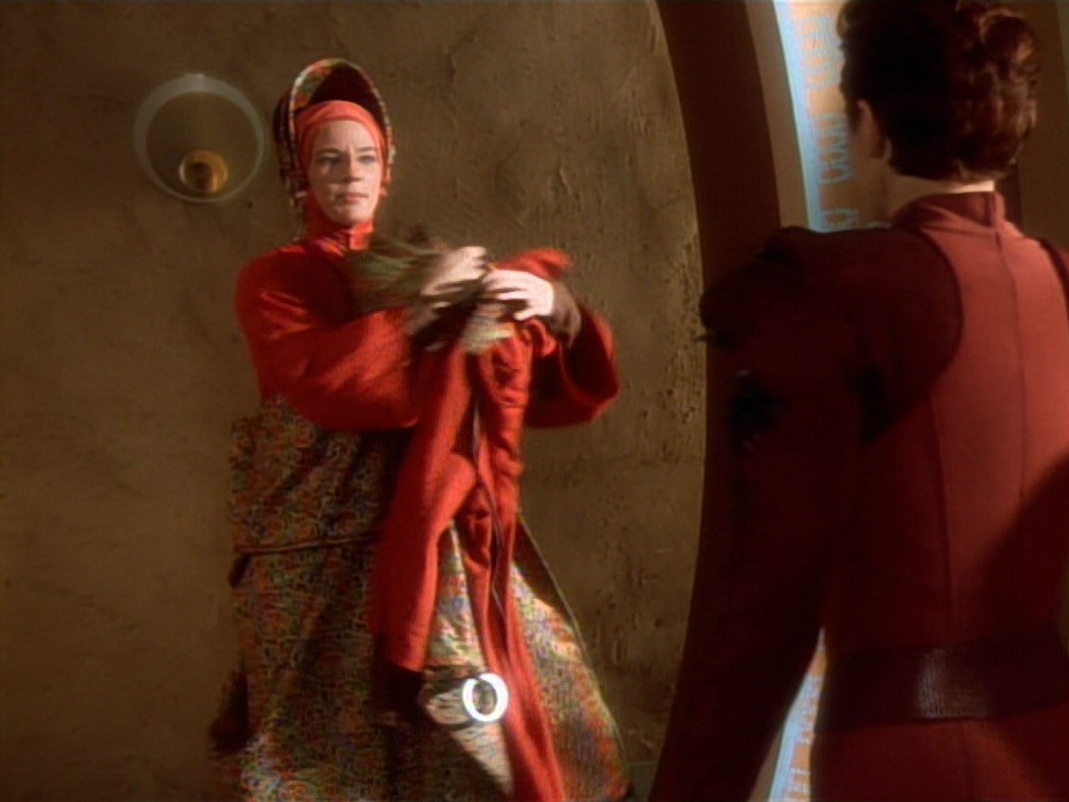 extant_StarTrekDS9_2x03-TheSiege_03054.jpg