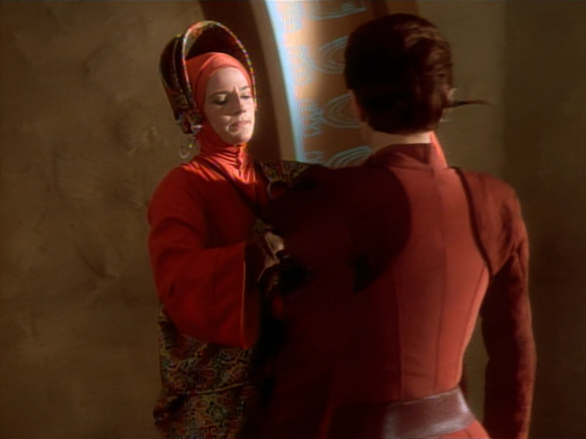 extant_StarTrekDS9_2x03-TheSiege_03056.jpg