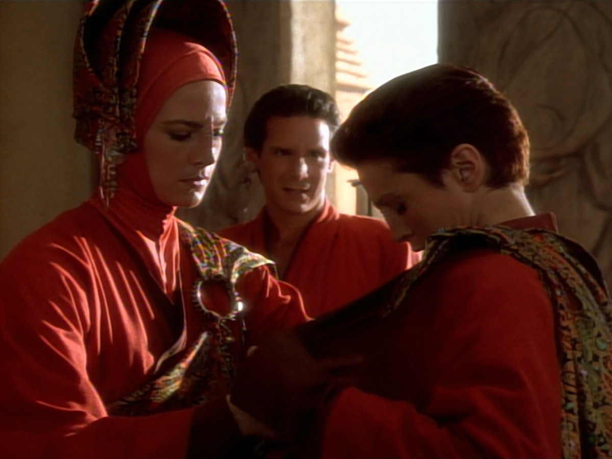 extant_StarTrekDS9_2x03-TheSiege_03068.jpg