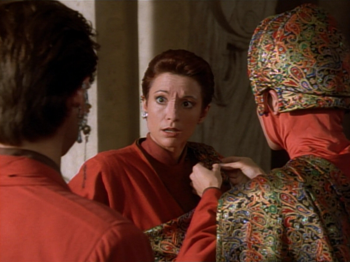 extant_StarTrekDS9_2x03-TheSiege_03082.jpg