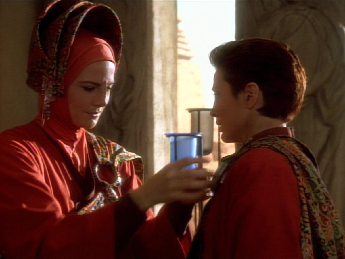 extant_StarTrekDS9_2x03-TheSiege_03092.jpg