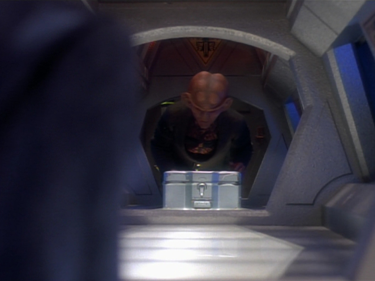 extant_StarTrekDS9_2x03-TheSiege_03111.jpg