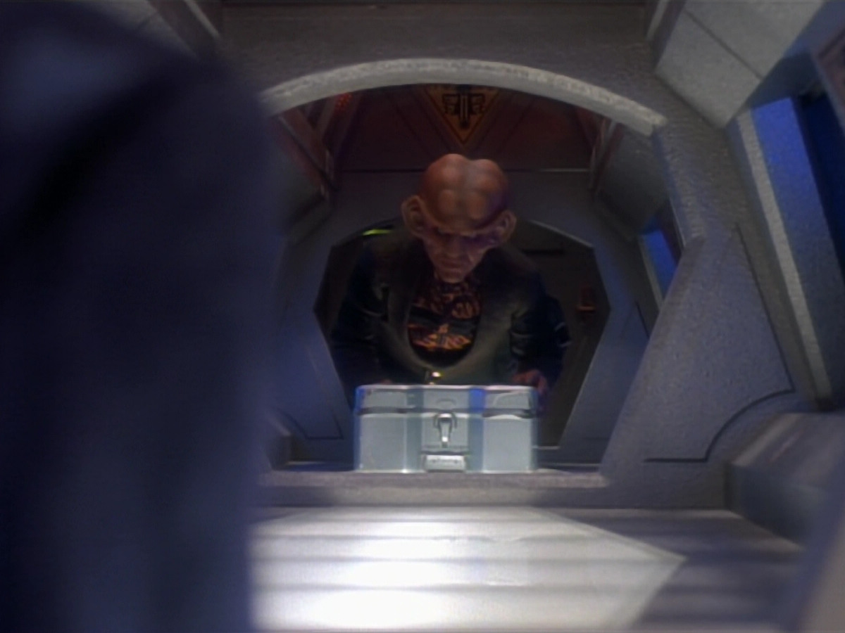 extant_StarTrekDS9_2x03-TheSiege_03113.jpg