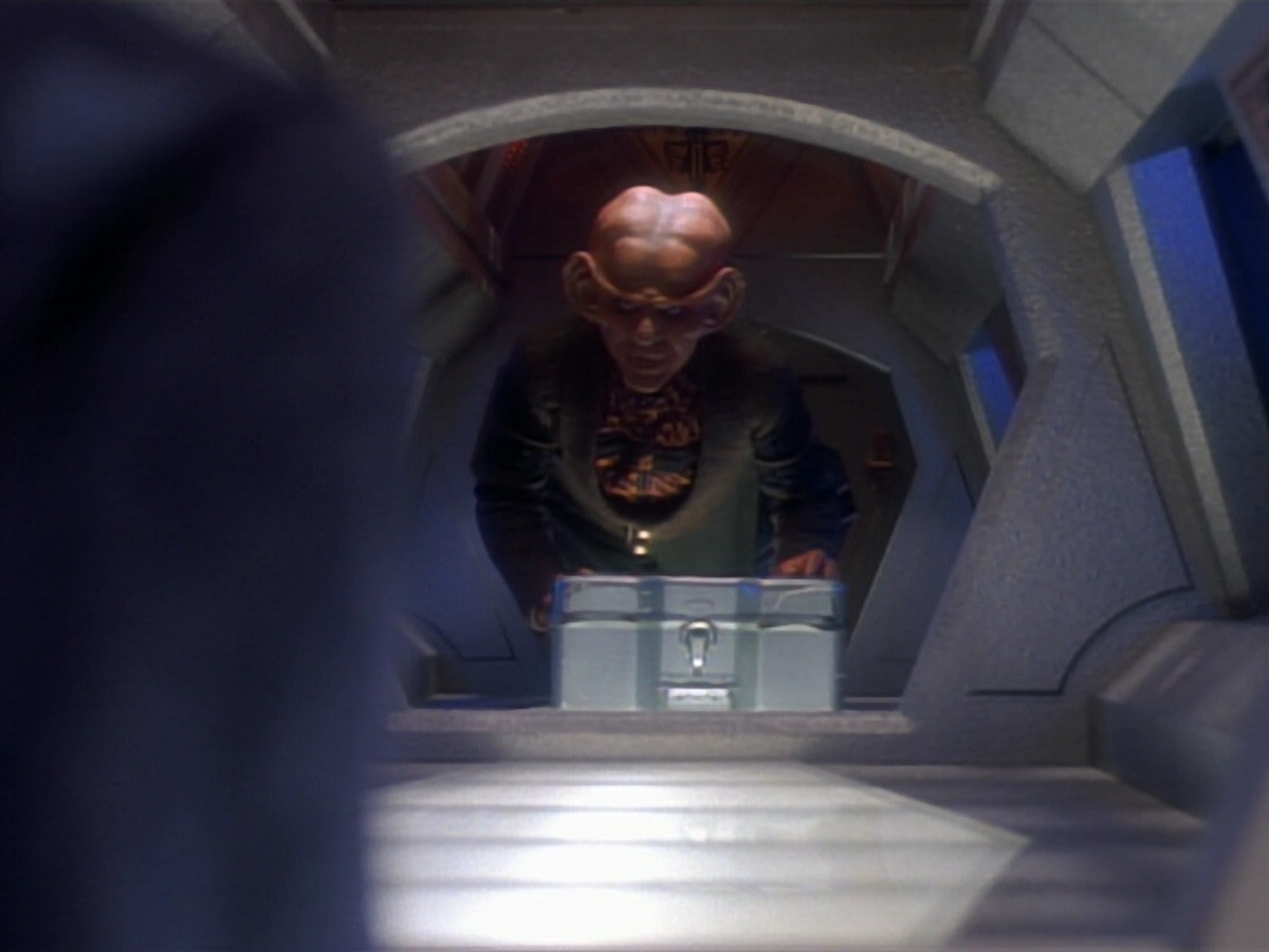 extant_StarTrekDS9_2x03-TheSiege_03114.jpg
