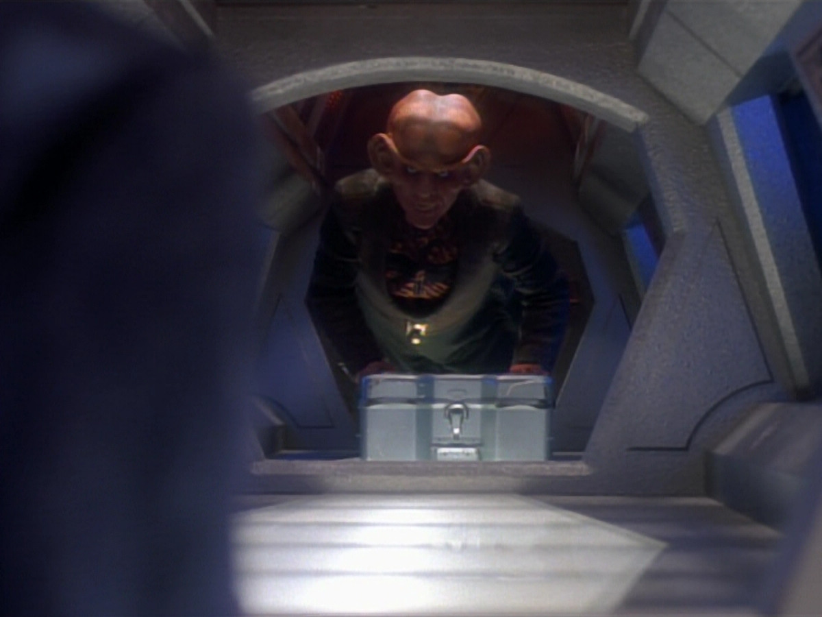 extant_StarTrekDS9_2x03-TheSiege_03115.jpg