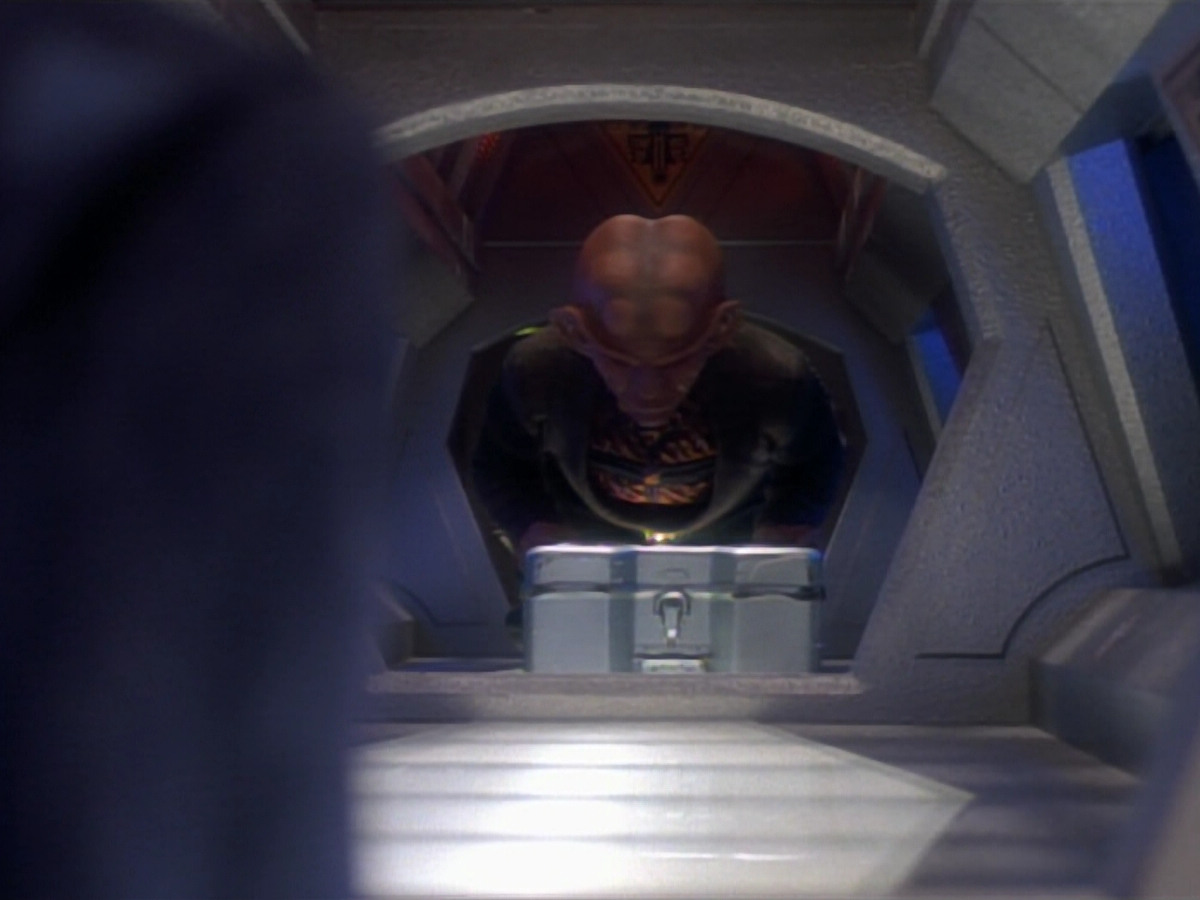 extant_StarTrekDS9_2x03-TheSiege_03118.jpg