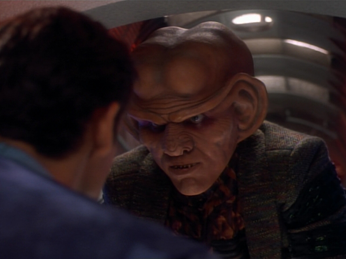 extant_StarTrekDS9_2x03-TheSiege_03137.jpg