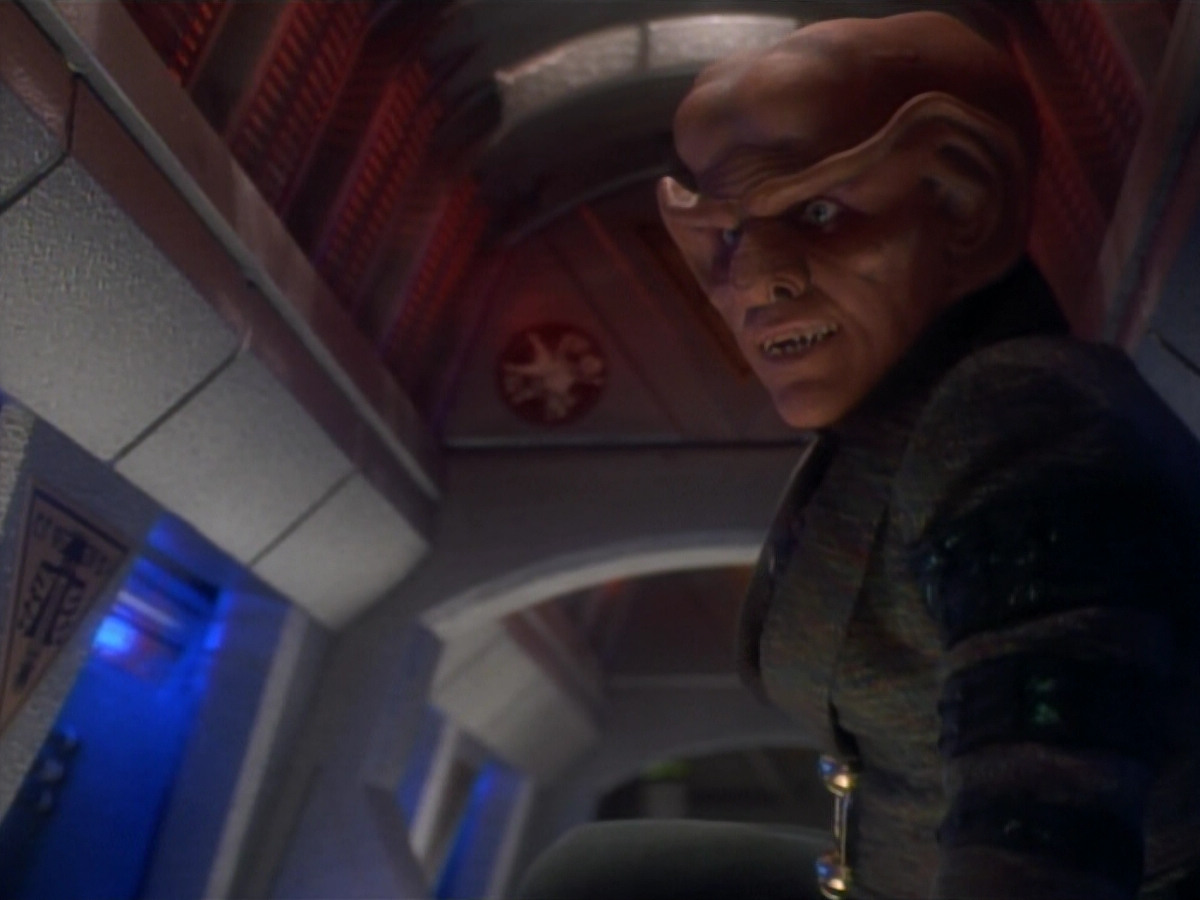 extant_StarTrekDS9_2x03-TheSiege_03174.jpg