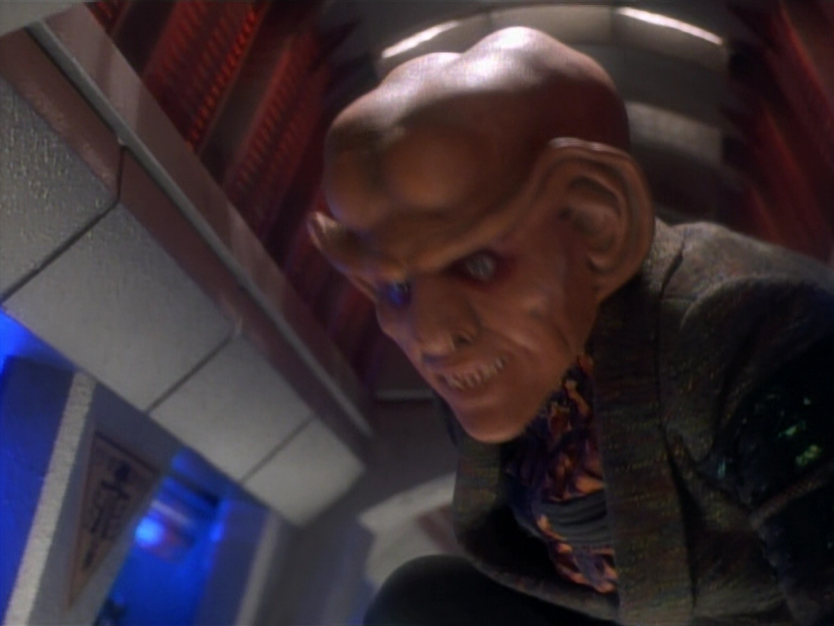 extant_StarTrekDS9_2x03-TheSiege_03195.jpg