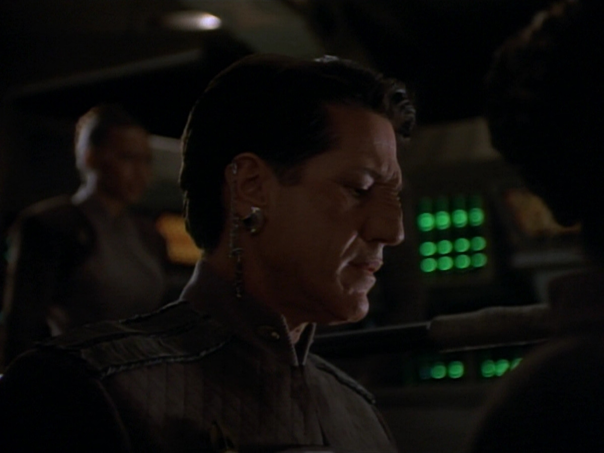 extant_StarTrekDS9_2x03-TheSiege_03237.jpg