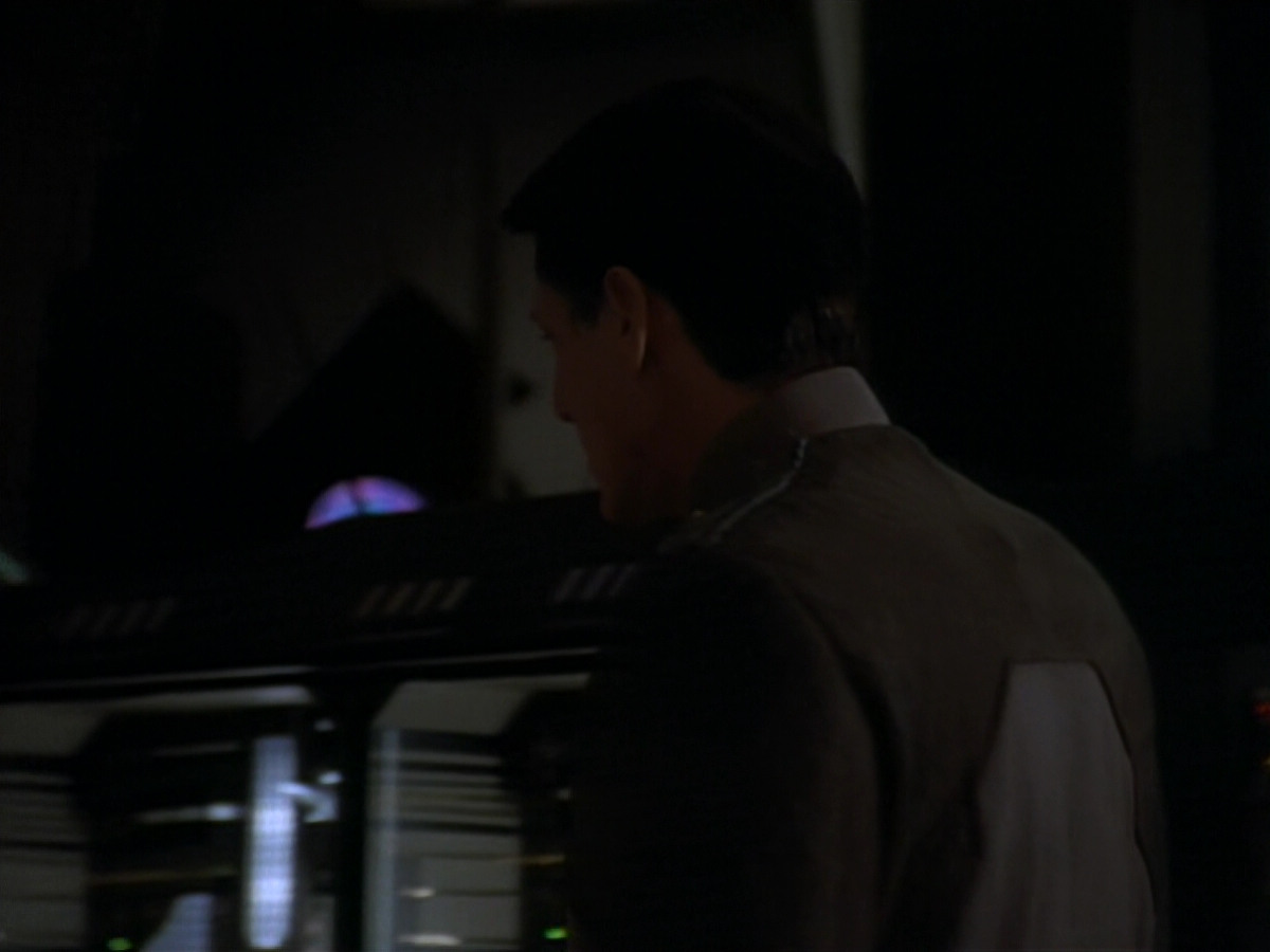 extant_StarTrekDS9_2x03-TheSiege_03256.jpg