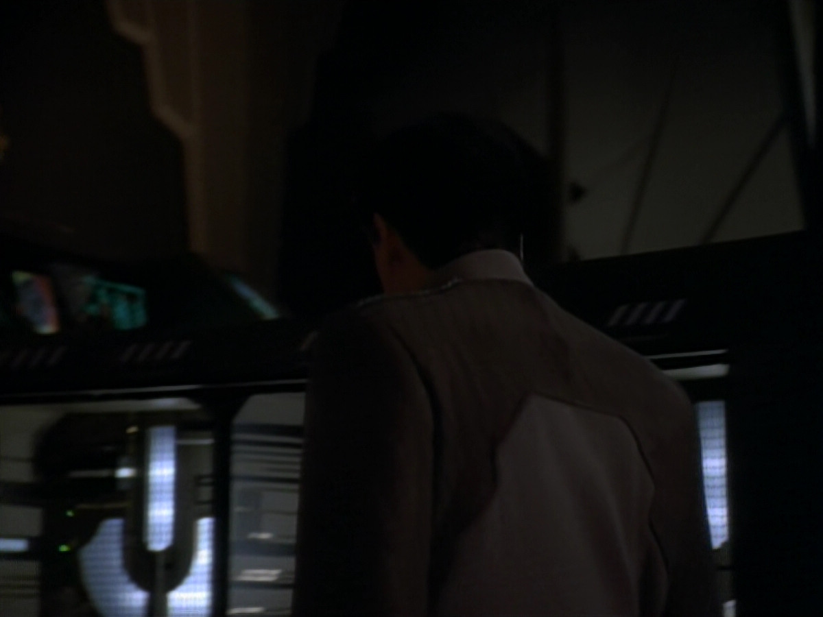 extant_StarTrekDS9_2x03-TheSiege_03257.jpg