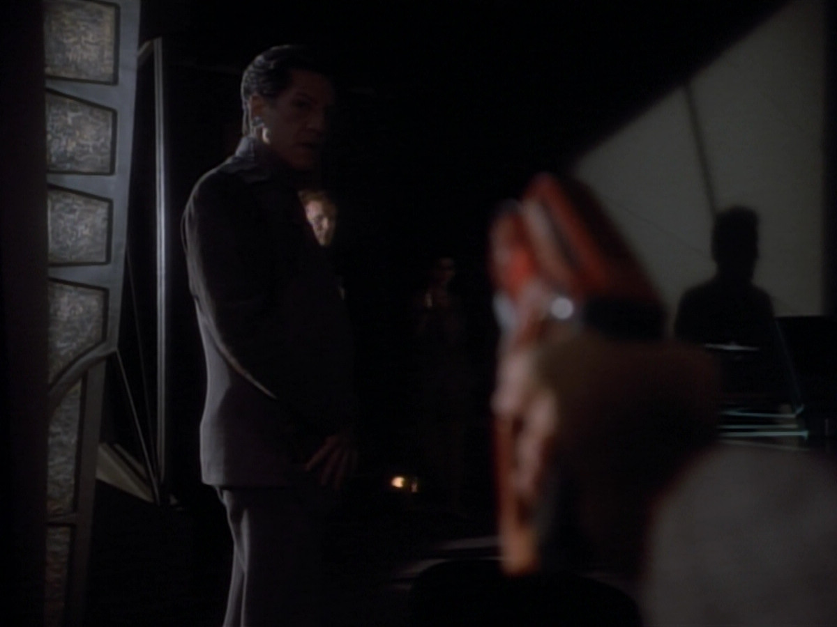 extant_StarTrekDS9_2x03-TheSiege_03274.jpg