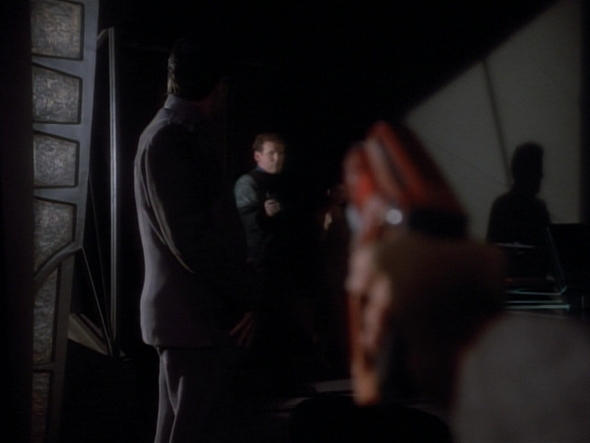 extant_StarTrekDS9_2x03-TheSiege_03275.jpg