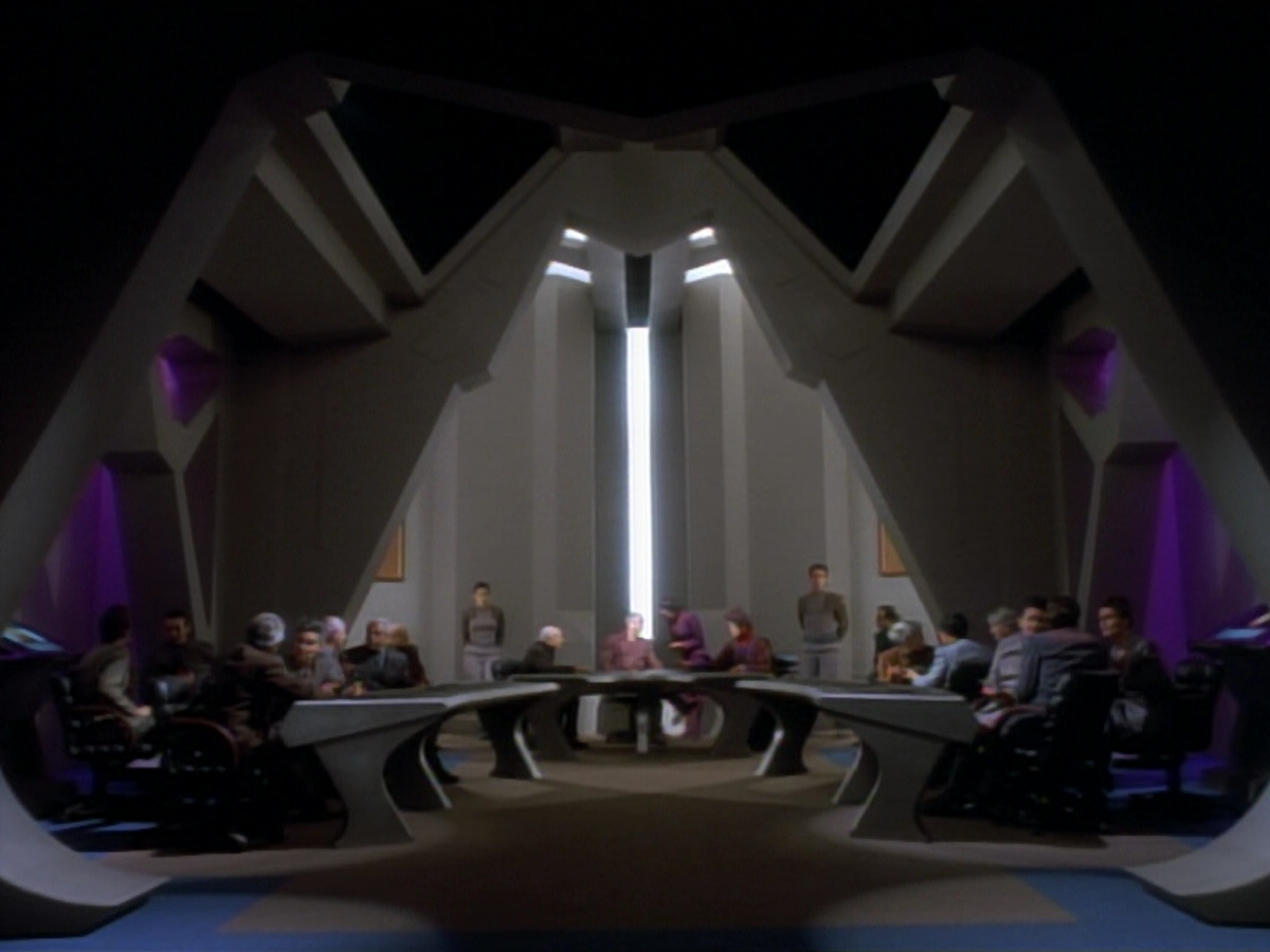 extant_StarTrekDS9_2x03-TheSiege_03298.jpg