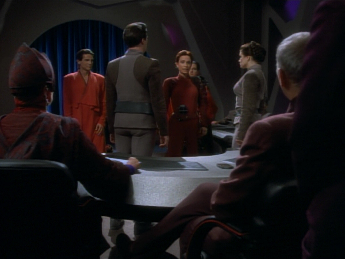 extant_StarTrekDS9_2x03-TheSiege_03316.jpg