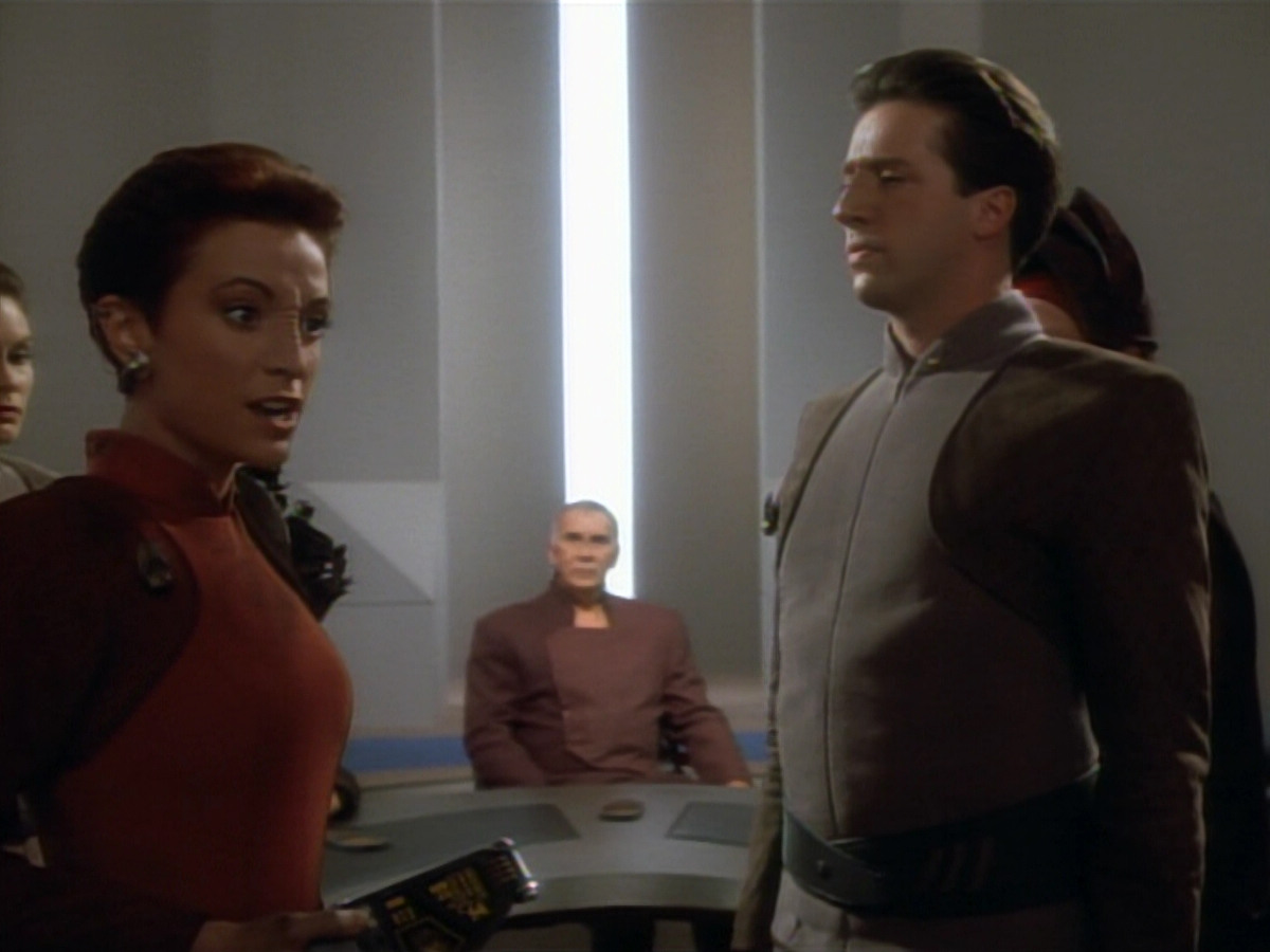 extant_StarTrekDS9_2x03-TheSiege_03383.jpg