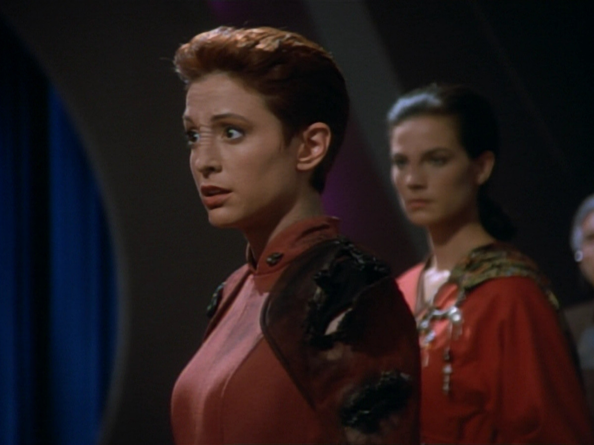 extant_StarTrekDS9_2x03-TheSiege_03407.jpg