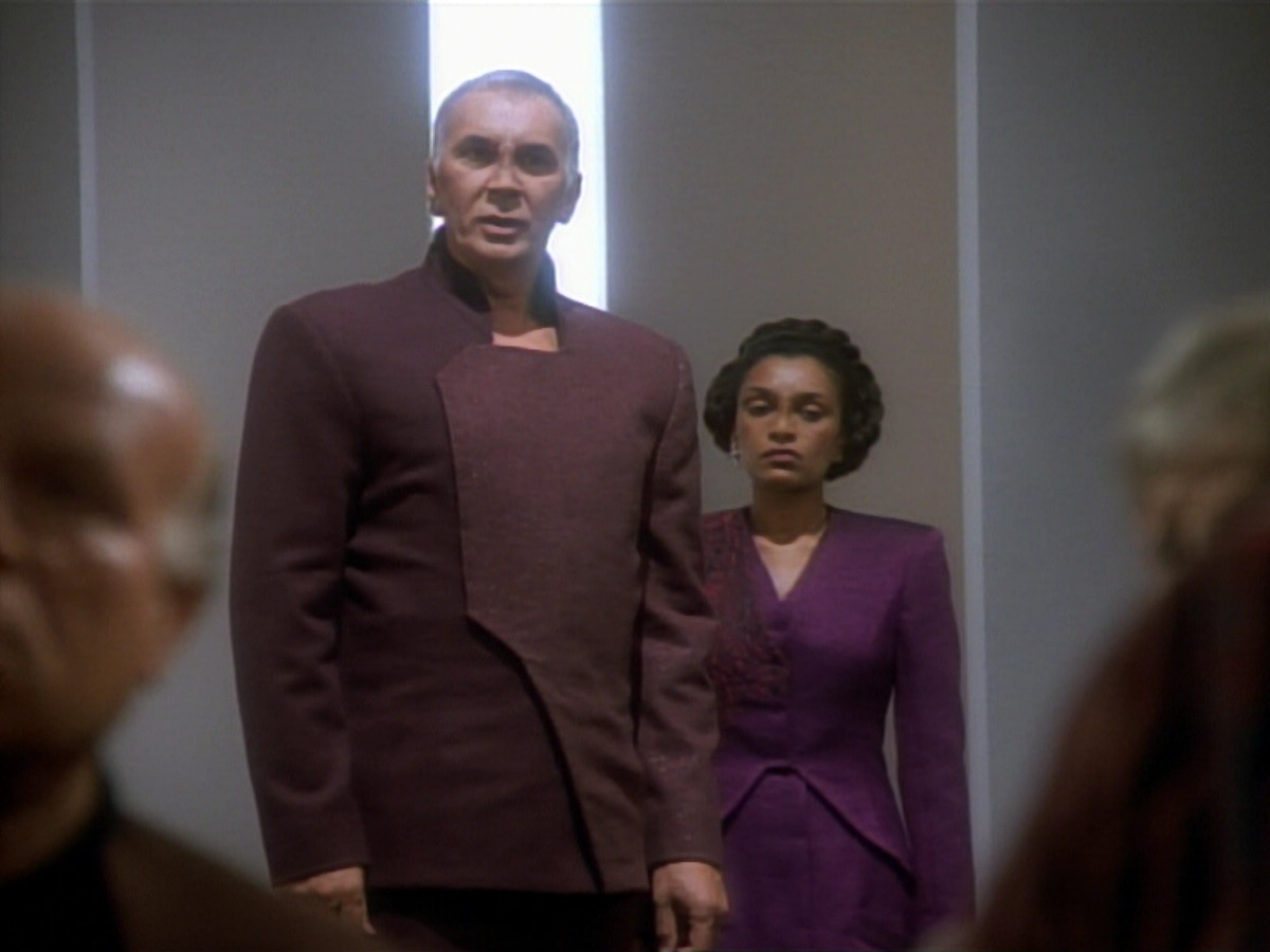 extant_StarTrekDS9_2x03-TheSiege_03417.jpg