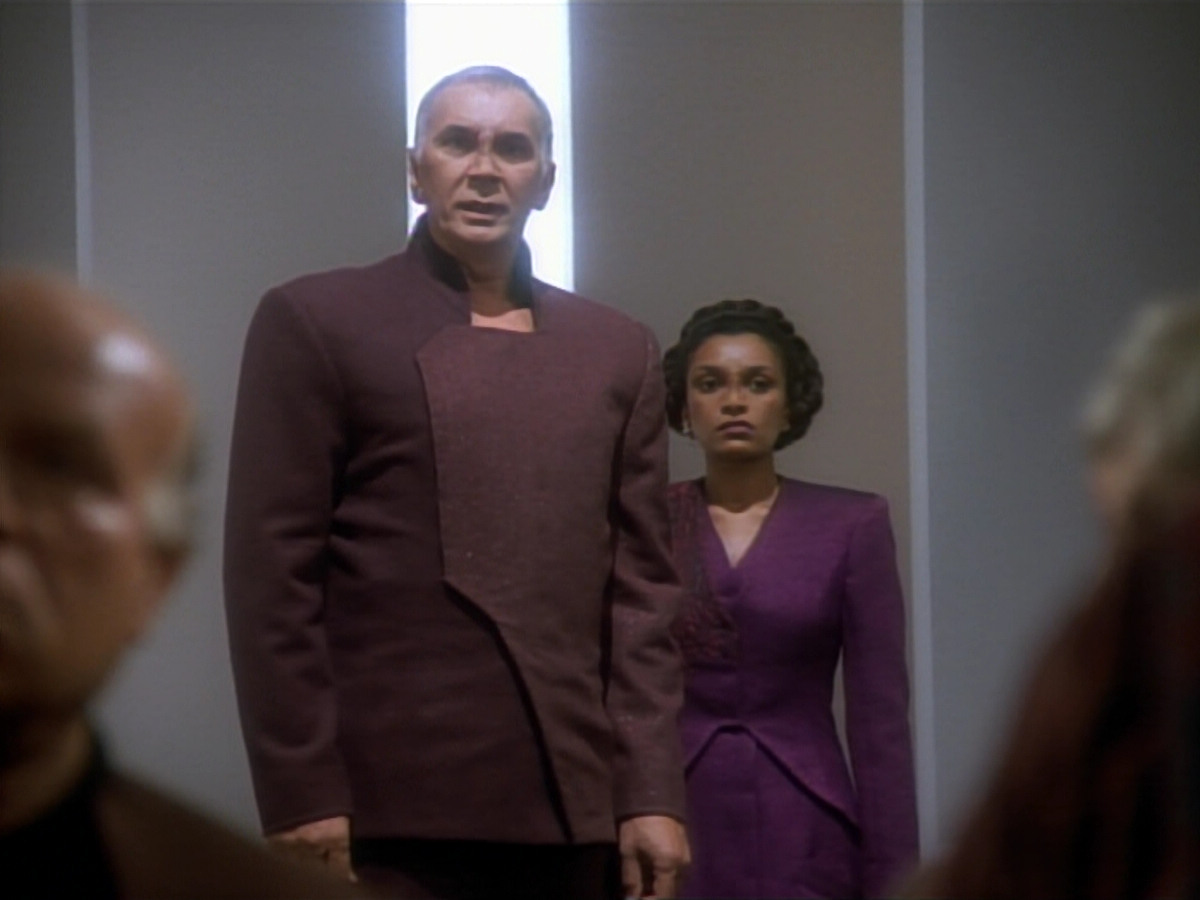 extant_StarTrekDS9_2x03-TheSiege_03418.jpg