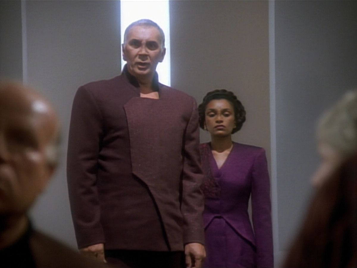 extant_StarTrekDS9_2x03-TheSiege_03419.jpg