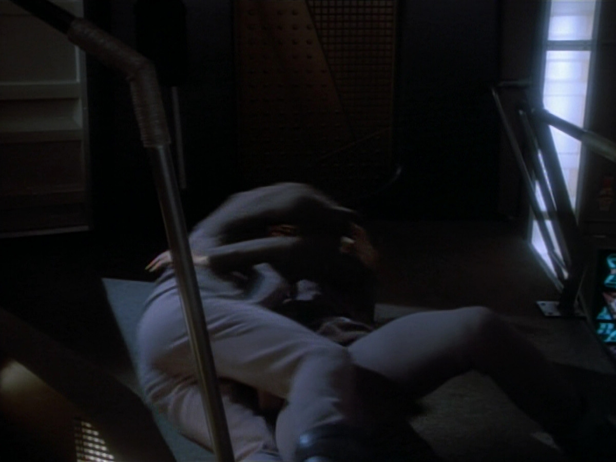 extant_StarTrekDS9_2x03-TheSiege_03548.jpg