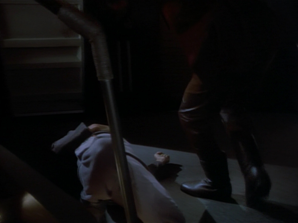 extant_StarTrekDS9_2x03-TheSiege_03554.jpg