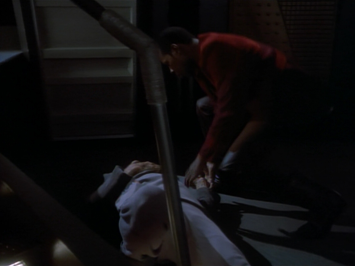 extant_StarTrekDS9_2x03-TheSiege_03555.jpg