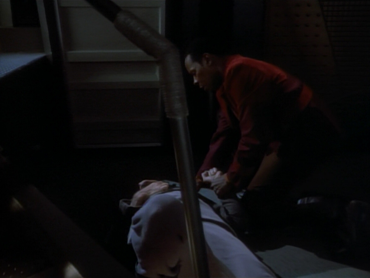 extant_StarTrekDS9_2x03-TheSiege_03556.jpg