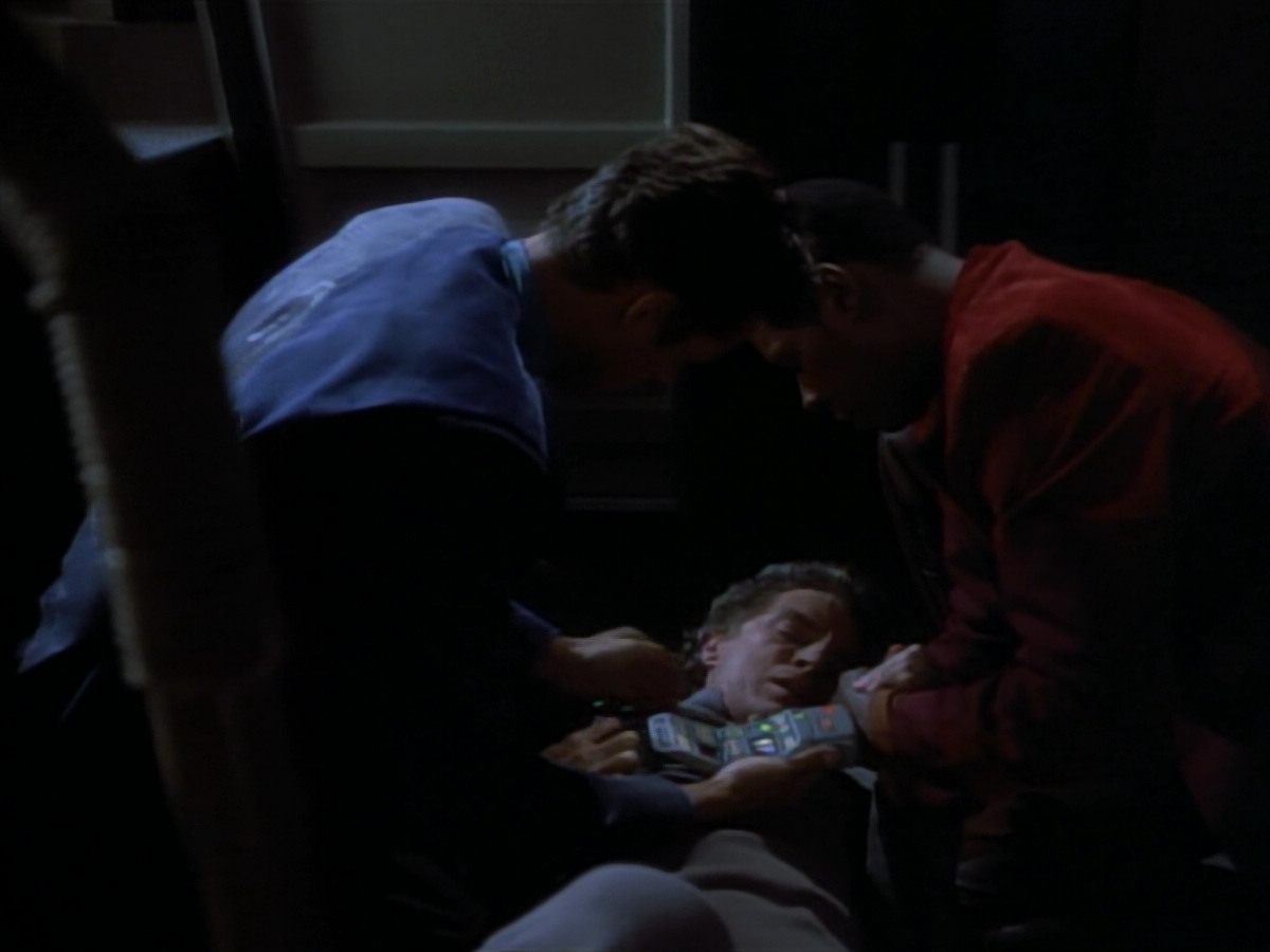 extant_StarTrekDS9_2x03-TheSiege_03562.jpg