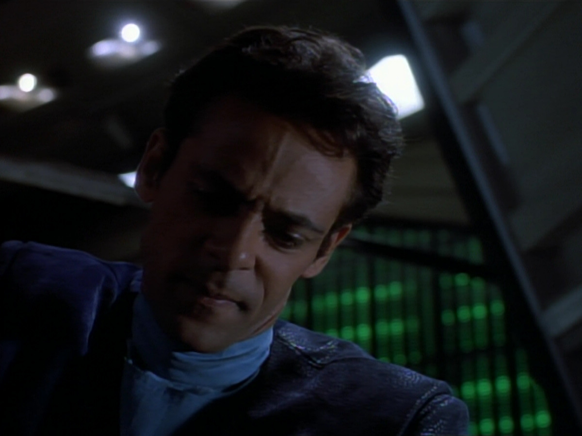 extant_StarTrekDS9_2x03-TheSiege_03584.jpg