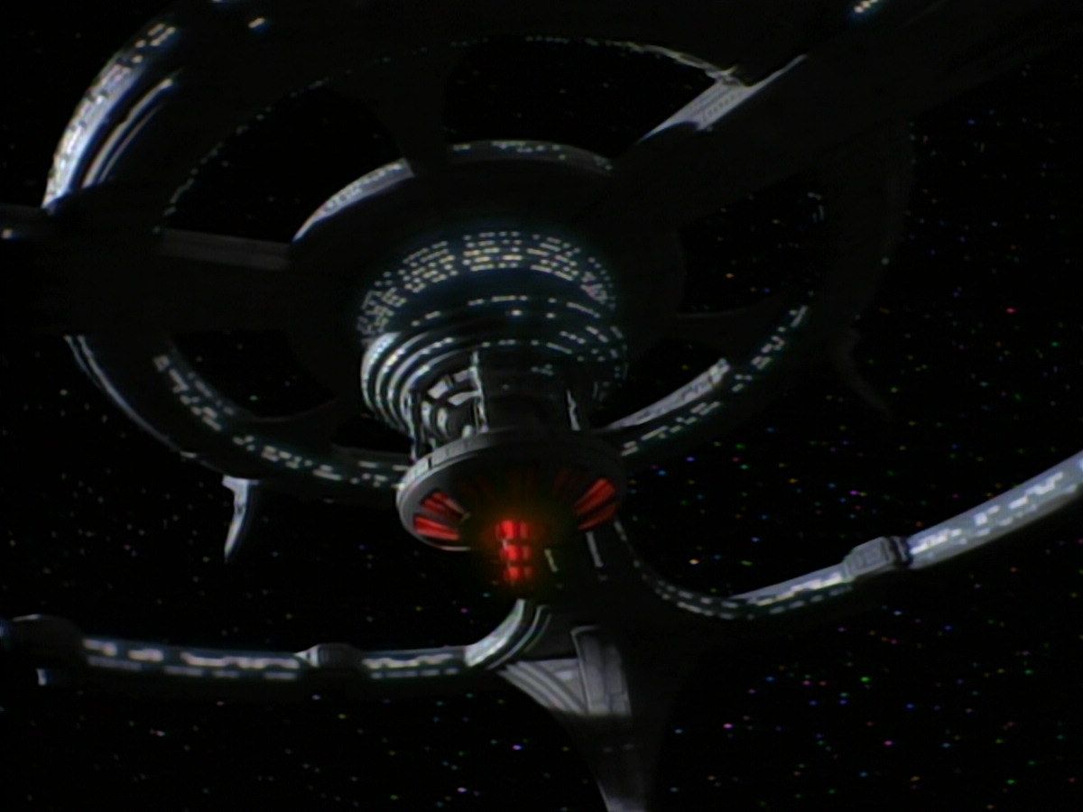 extant_StarTrekDS9_2x03-TheSiege_03605.jpg