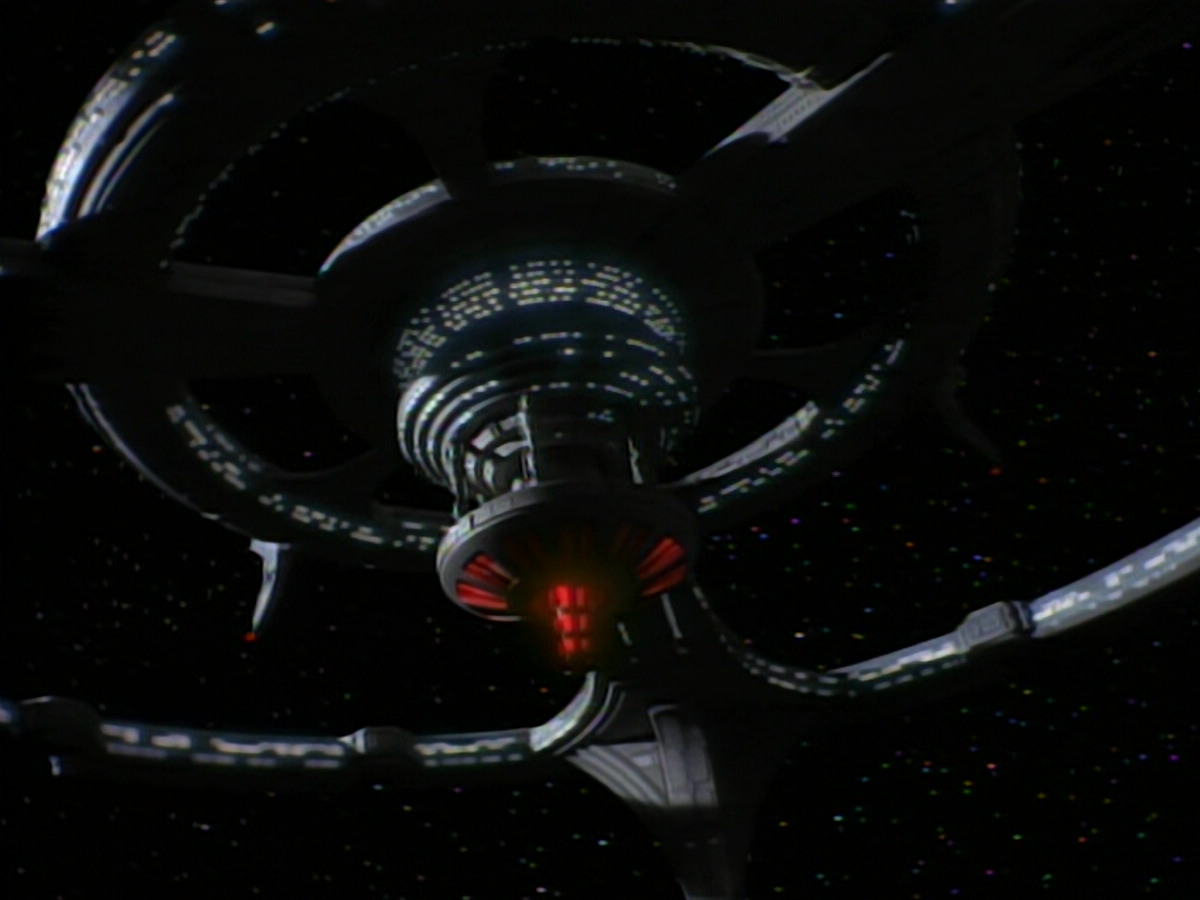 extant_StarTrekDS9_2x03-TheSiege_03606.jpg