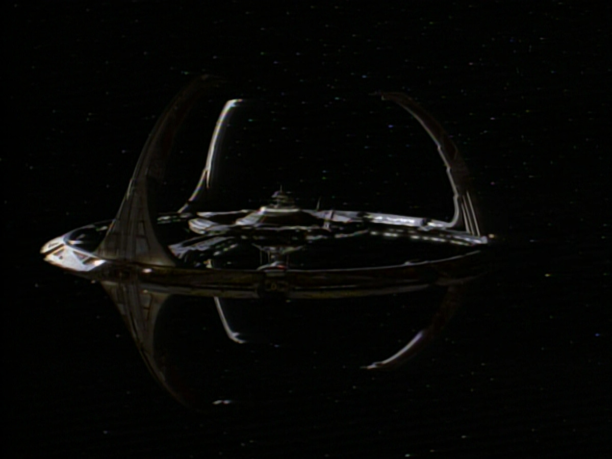 extant_StarTrekDS9_2x03-TheSiege_03765.jpg