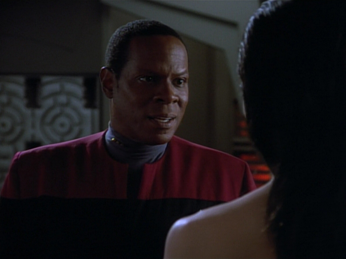 extant_StarTrekDS9_2x04-InvasiveProcedures_03715.jpg