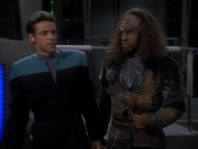 extant_StarTrekDS9_2x04-InvasiveProcedures_01388.jpg