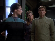 extant_StarTrekDS9_2x04-InvasiveProcedures_01397.jpg