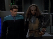 extant_StarTrekDS9_2x04-InvasiveProcedures_01401.jpg