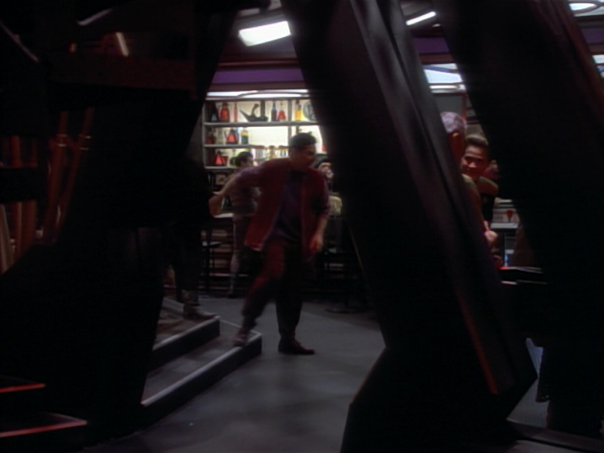 extant_StarTrekDS9_2x19-BloodOath_00003.jpg