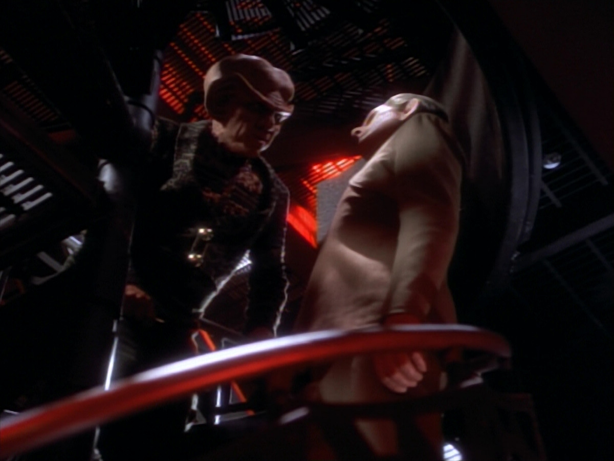 extant_StarTrekDS9_2x19-BloodOath_00041.jpg